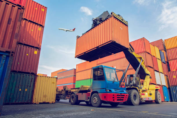 full container load services.jpg